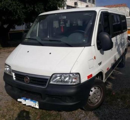 Van Fiat Ducato 2015 / 2016 Unico Dono Com Ar 15 lugares !! - Foto 4