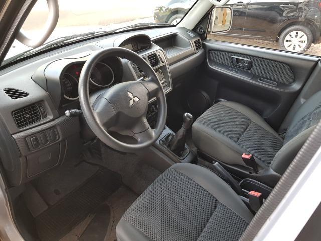 Pajero TR4 2012 Flex 4X2 Manual - Foto 7