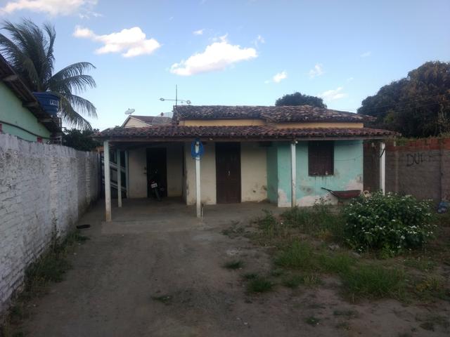 Vendo duas casas em um único lote q mede 10 por 30 - Foto 2