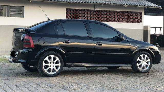 GM Astra 2010 - Foto 7