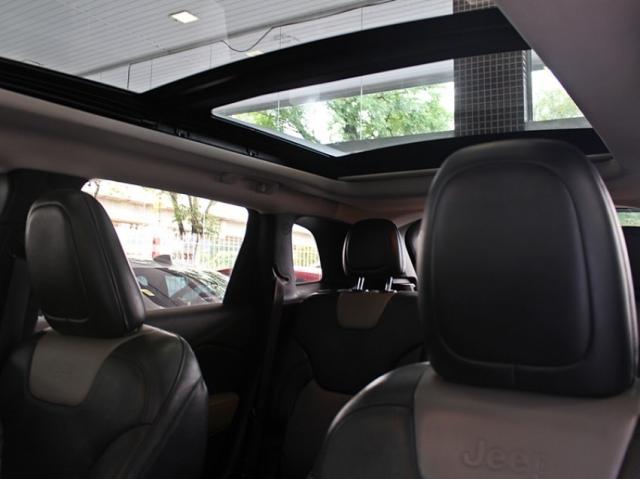JEEP Cherokee 4x4 Limited 3.2 4P - Foto 4