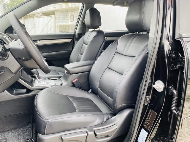 Sorento 2.4 4x2 5 Lugares 2011 - Foto 13