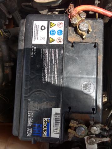 Bateria 60 Ah MOURA seminova 150,00 base troca ac.cartao entrego