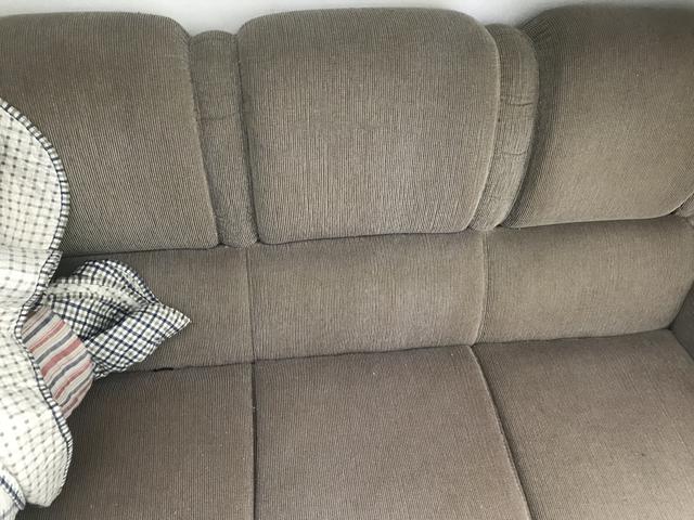 Vende se Sofá 2 lugares baratinho para sair logo - Foto 2