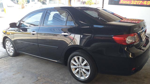 Corolla altis 2.0 2013 único dono - Foto 2