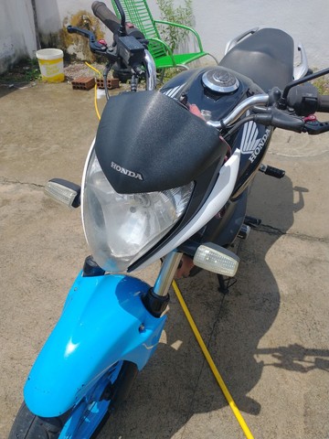 CB 300