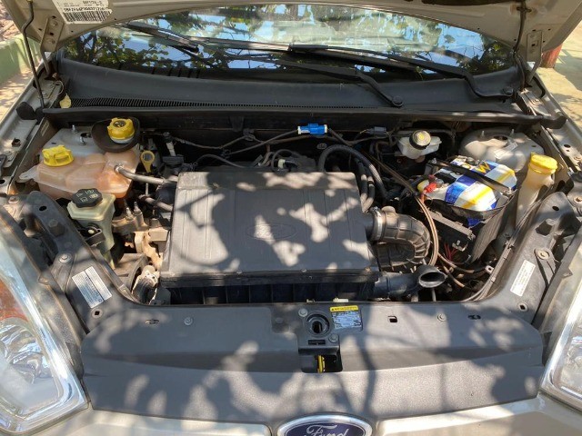 FORD FIESTA SEDAN 1.6 FLEX