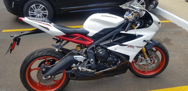 TRIUMPH DAYTONA 675R 2014