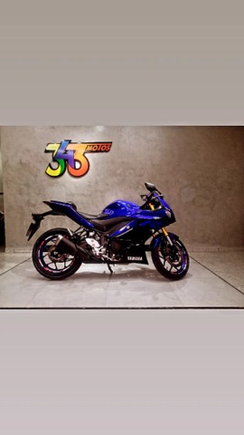 YAMAHA R3