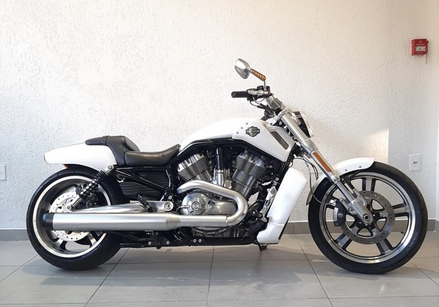 HARLEY DAVIDSON V-ROD 1250CC MUSCLE VRSCF