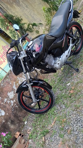 MOTO TITAN 150