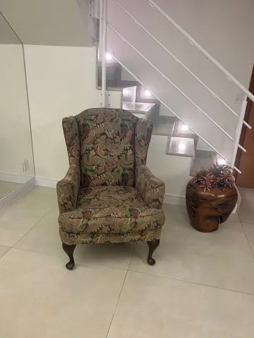 Compre Poltrona Luis Xv Original Sem Juros! - Na Victor Decor!