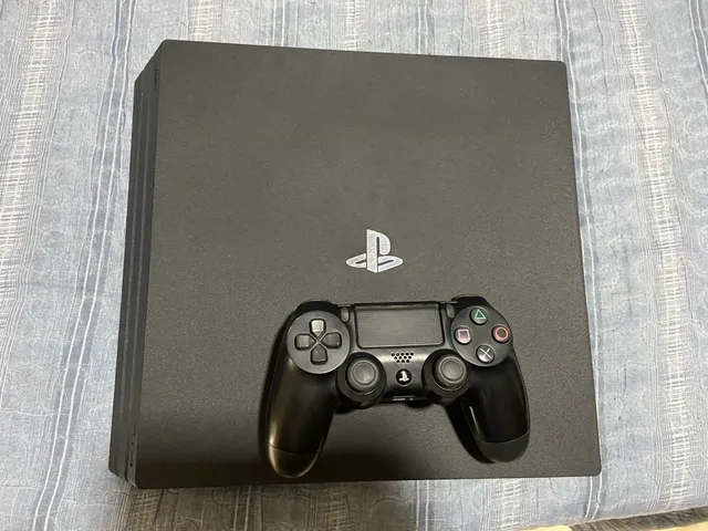 PS4 PRO 1TB + 2 controles + Jogo - Videogames - Plano Diretor Sul, Palmas  1254353135