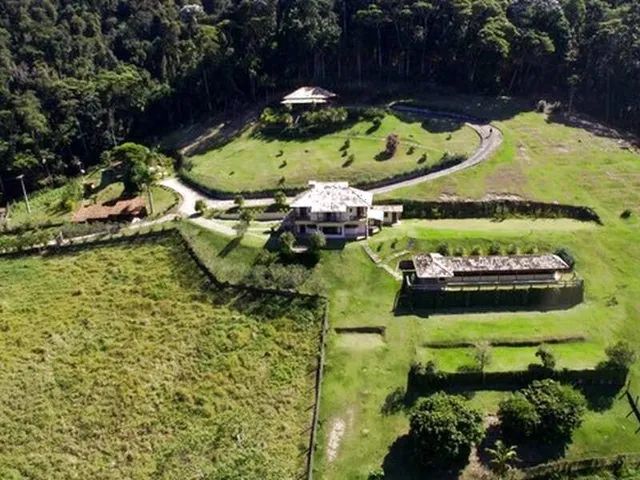 Fazenda Entre Parques Naturais à venda, com 21 alqueires com casa sede, casa de hospedes e - Foto 3