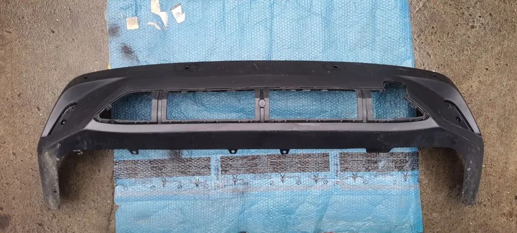 HC6312　パーツ Parachoque Corolla Cross 2021 a 2023 Original - Peças para carros