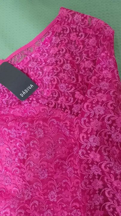 Vestido Rosa em Renda com Saia Lisa BAIXOUUU!!! - Foto 3