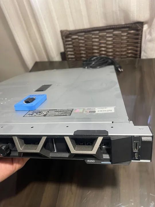 Servidor Dell PowerEdge R250 - Foto 3
