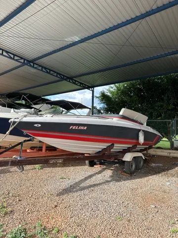 Lancha Magnum 23 com Motor Mercury 150Hp Optimax