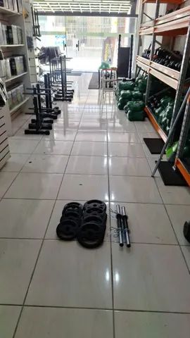 Kit Halter #3 c/20kg  anilhas pintadas  por apenas R$ 239,90