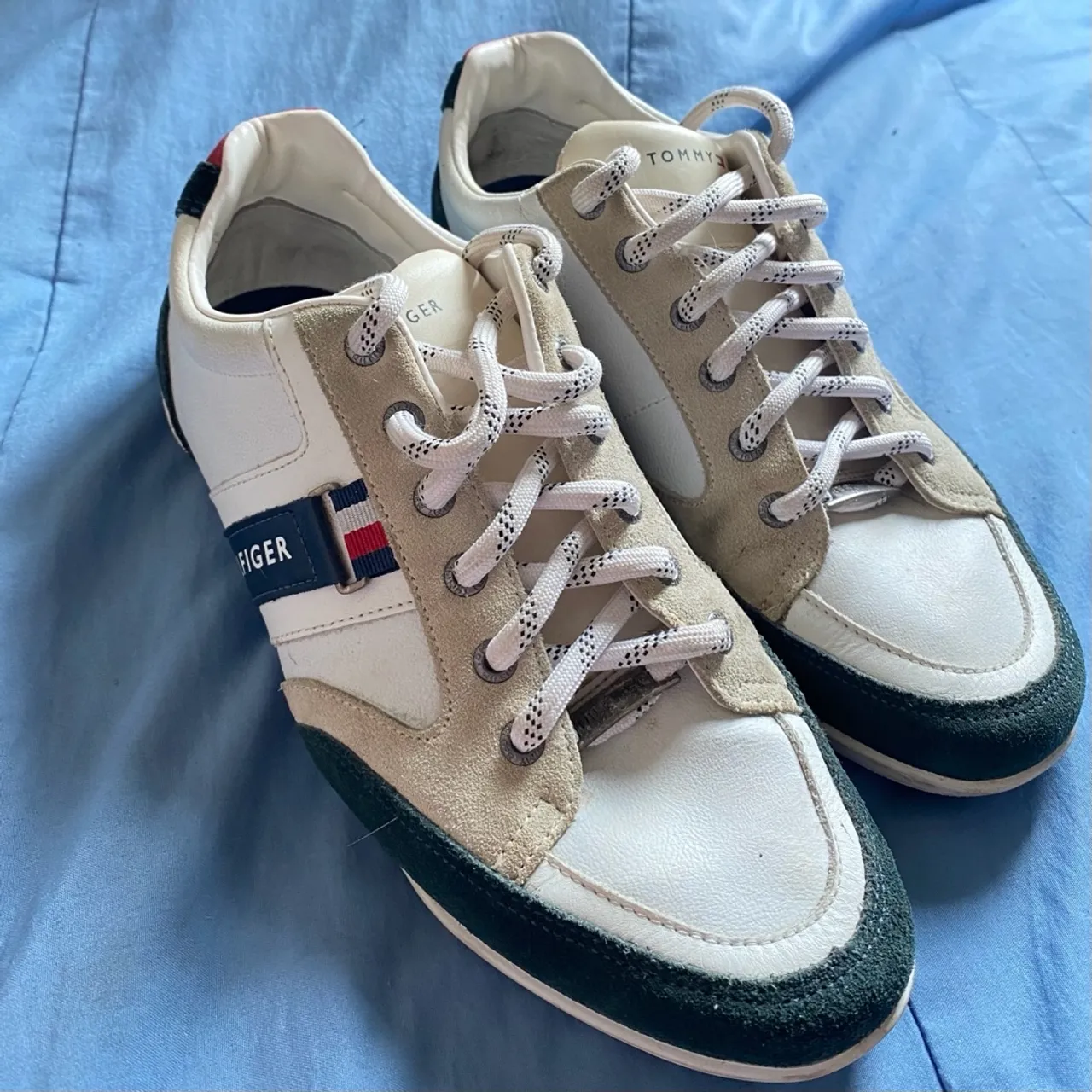 Tênis Tommy Hilfiger Royal 7C Off White