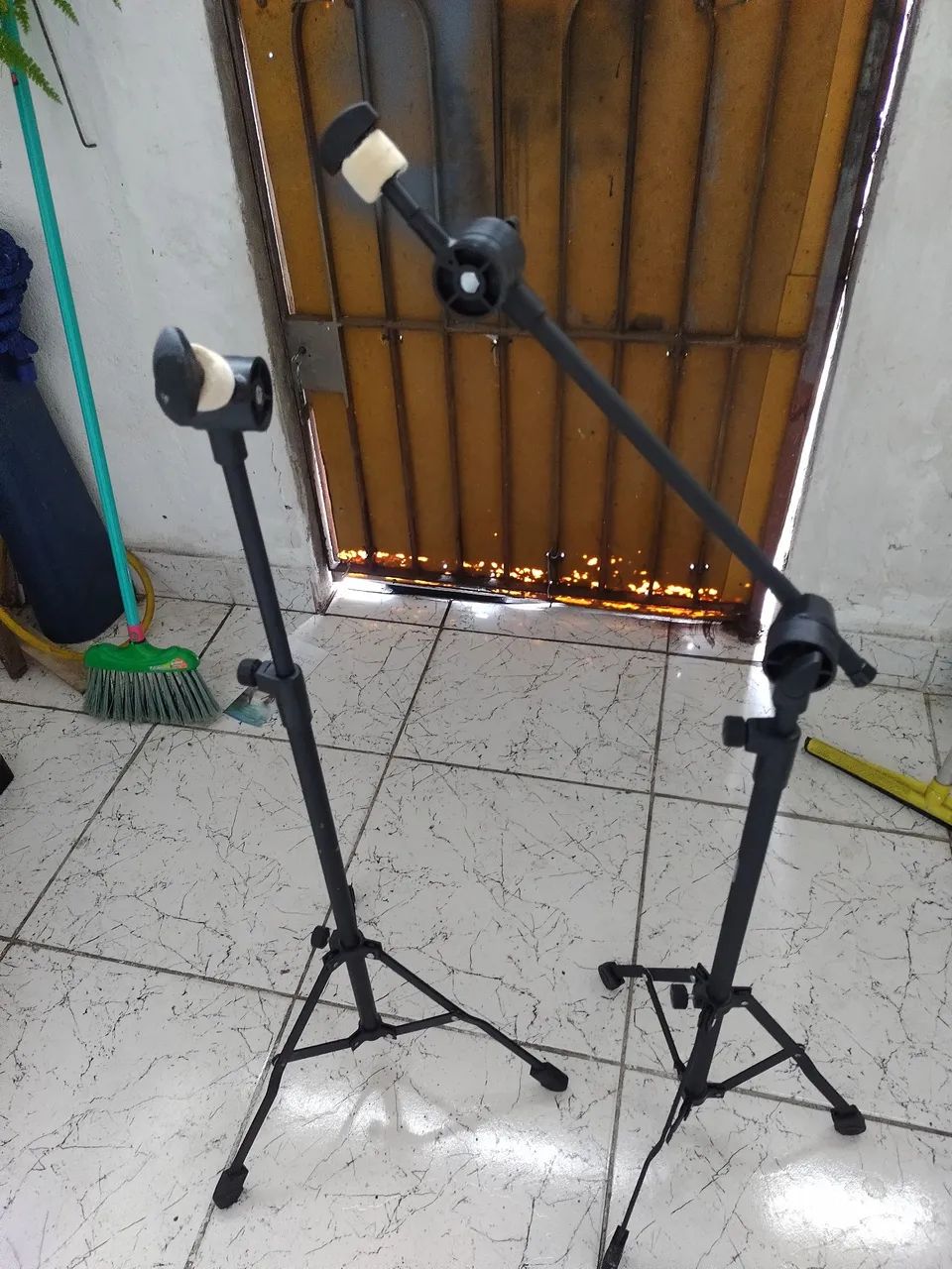 Suportes de pratos de bateria novos. - Foto 3