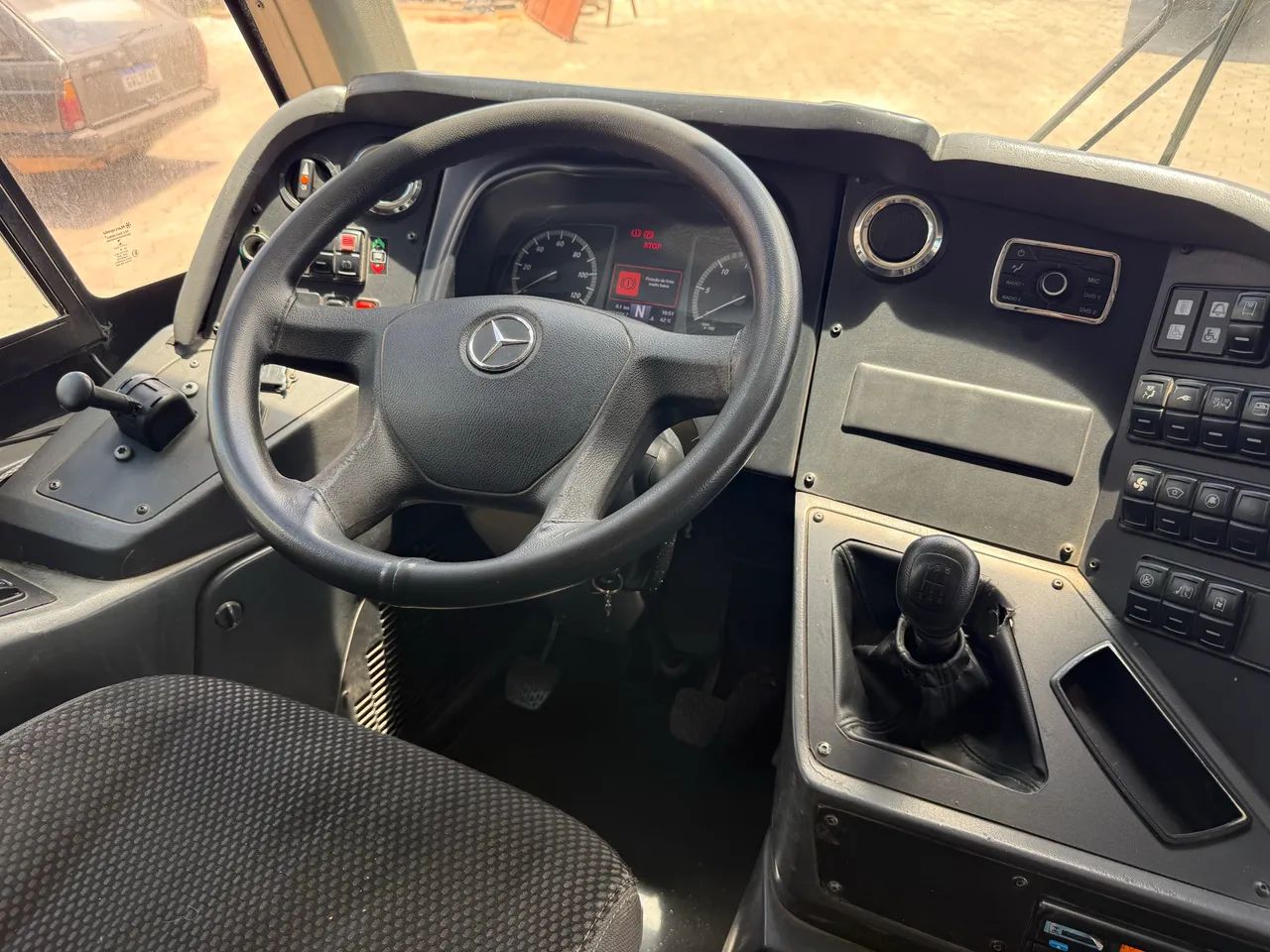 Micro ônibus Marcopolo Sênior 18/19 - Foto 12