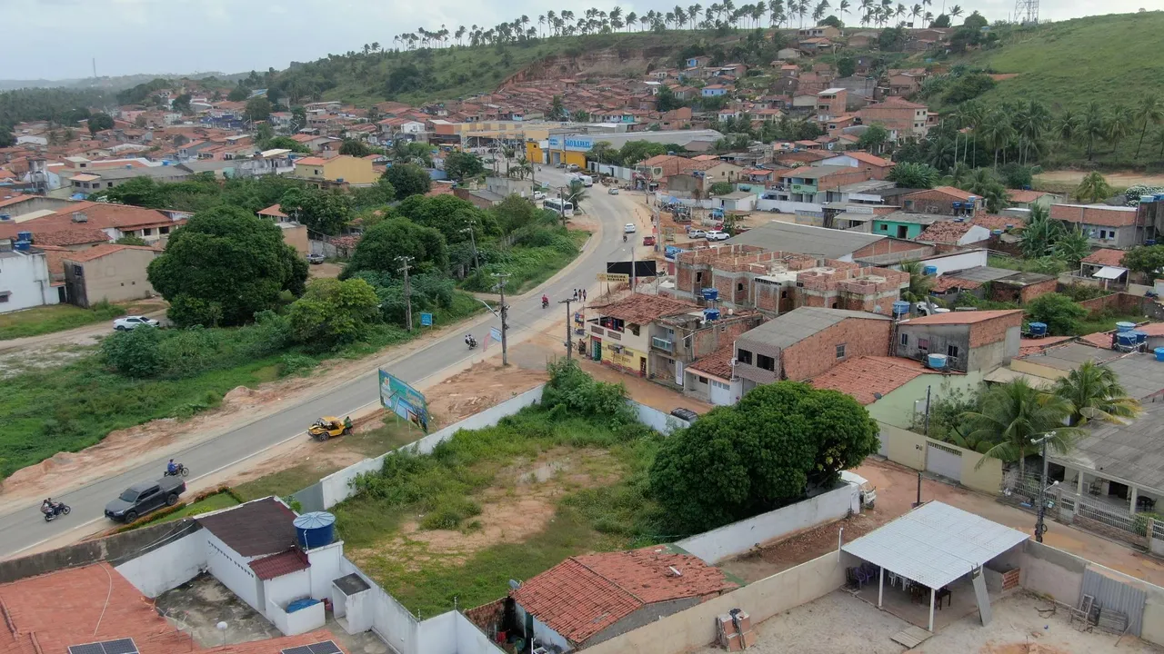Terreno com potencial em localização estratégica