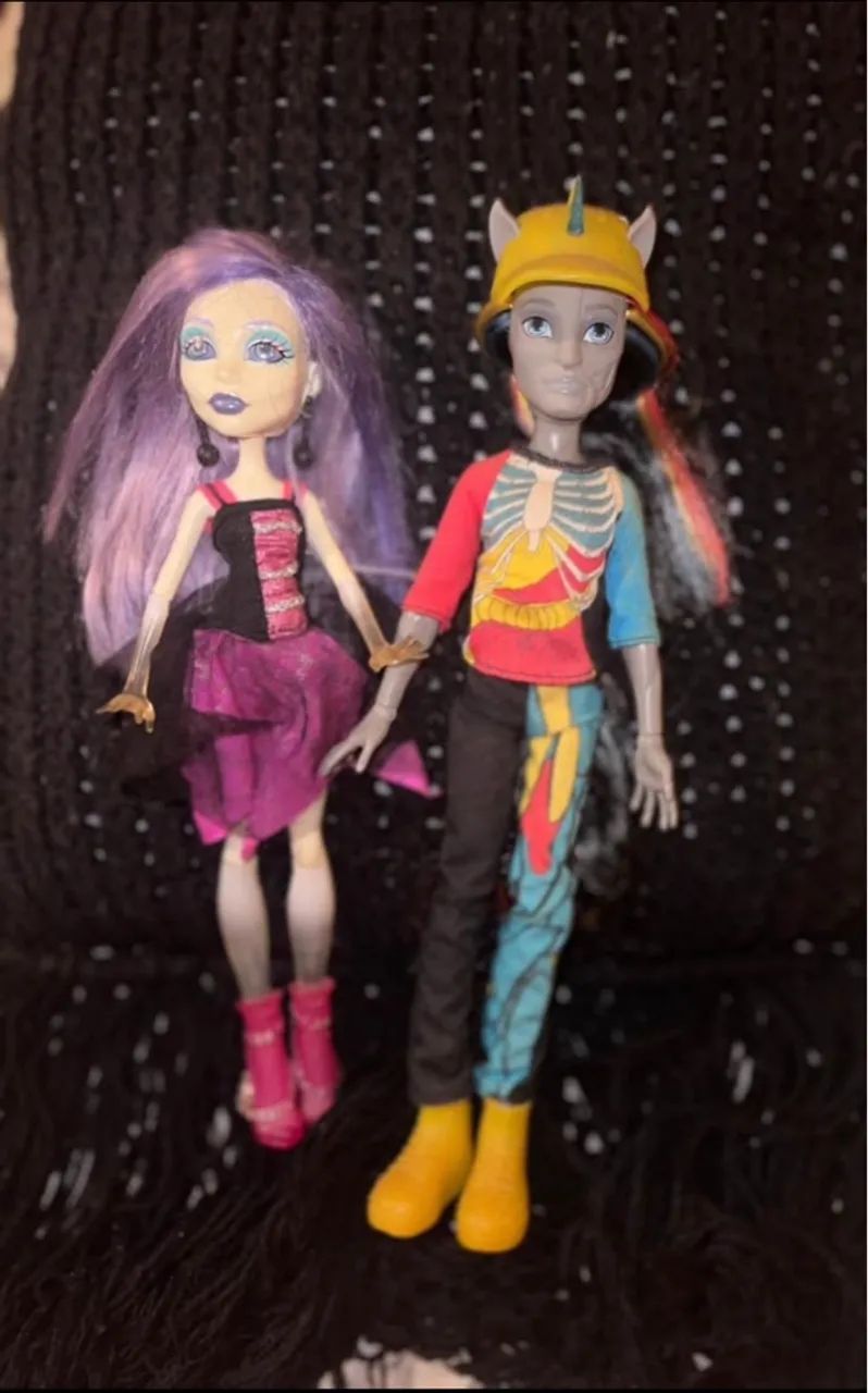 Bonecos Monster High - Draculaura e  Ghoulia Yelps - Foto 2