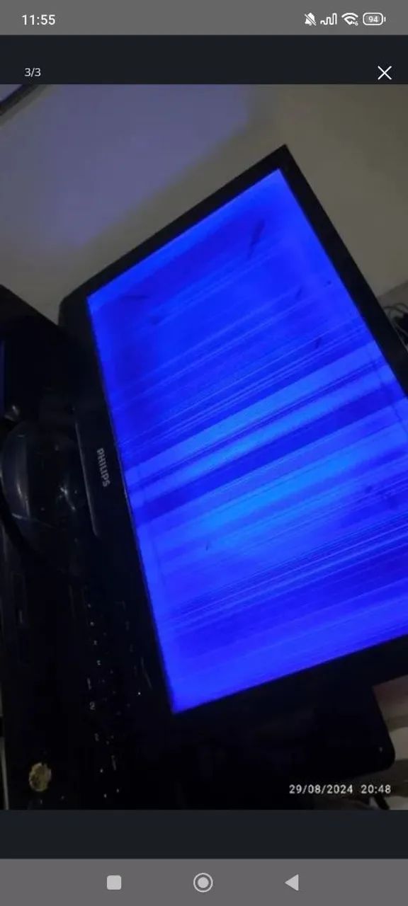 VENDO 2 MONITORES COM DEFEITO  - Foto 5