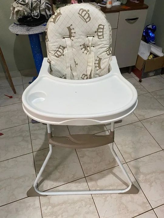 Cadeira de Alimentação Infantil - Usada - Foto 2