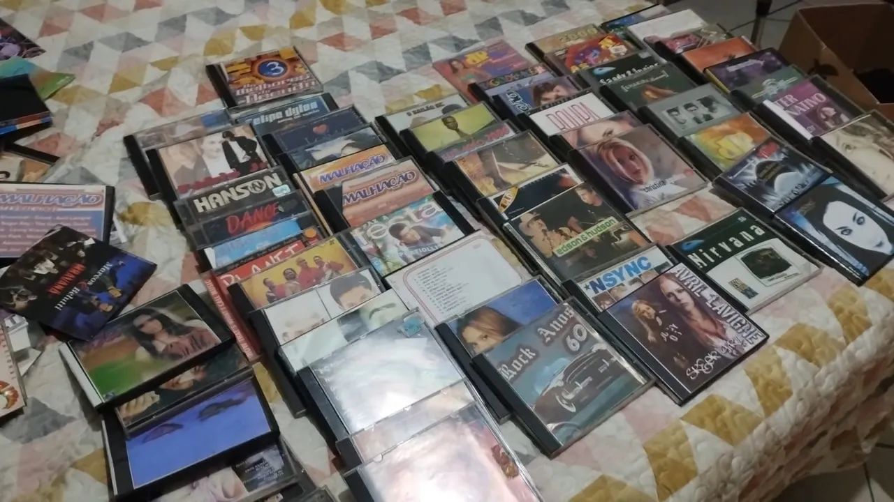 DVds.    originais   150 DVDS 