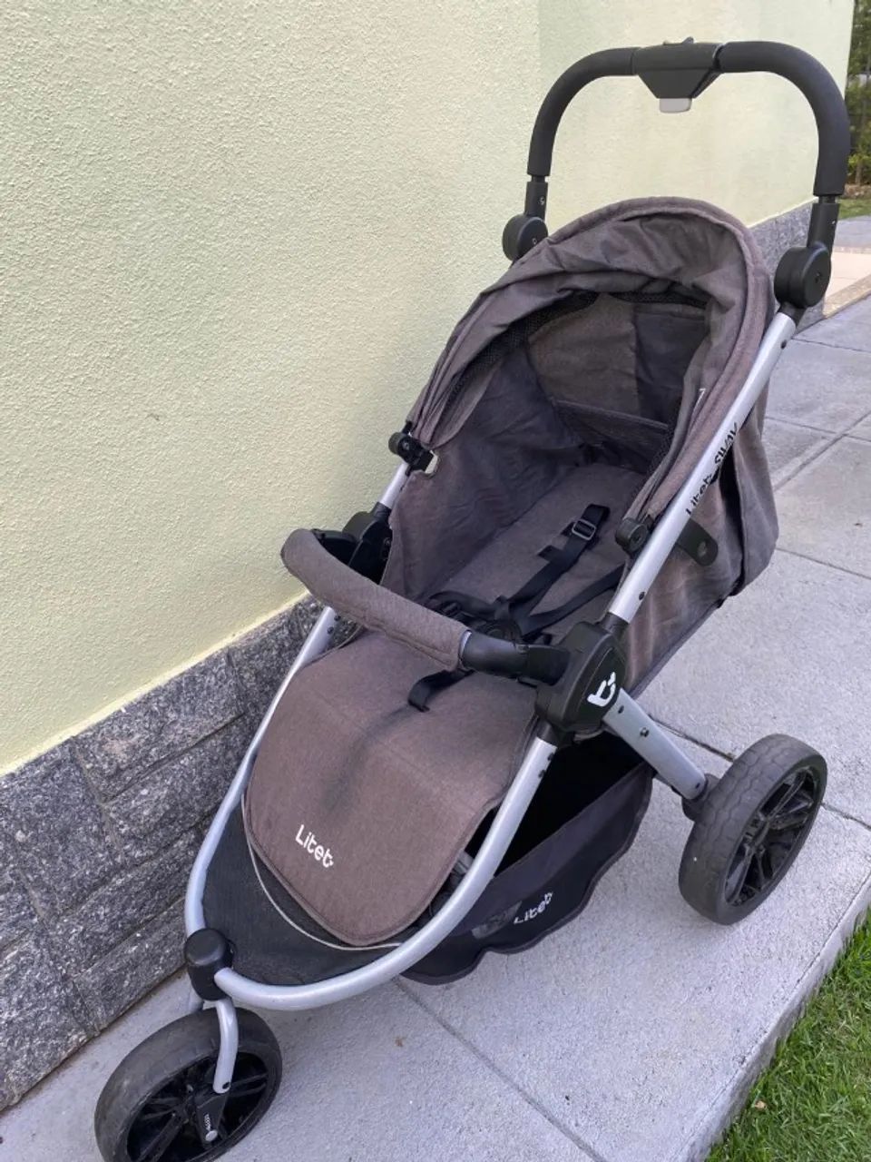 CARRINHO JOGGER SWAY LITET PRETO