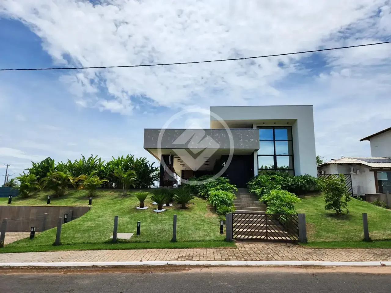 Casa no Manso com 5 suítes porteira fechada Portal das Águas codigo: 128596