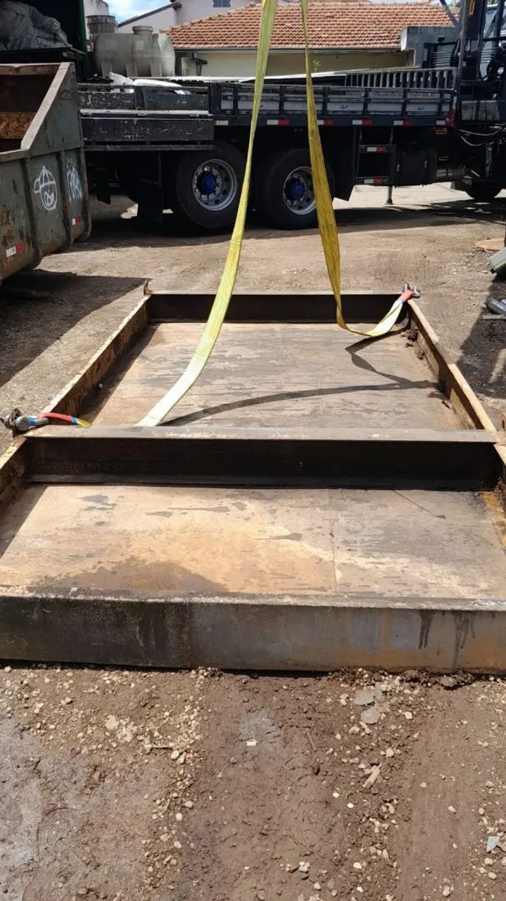 SELLING CONTAINMENT BOX