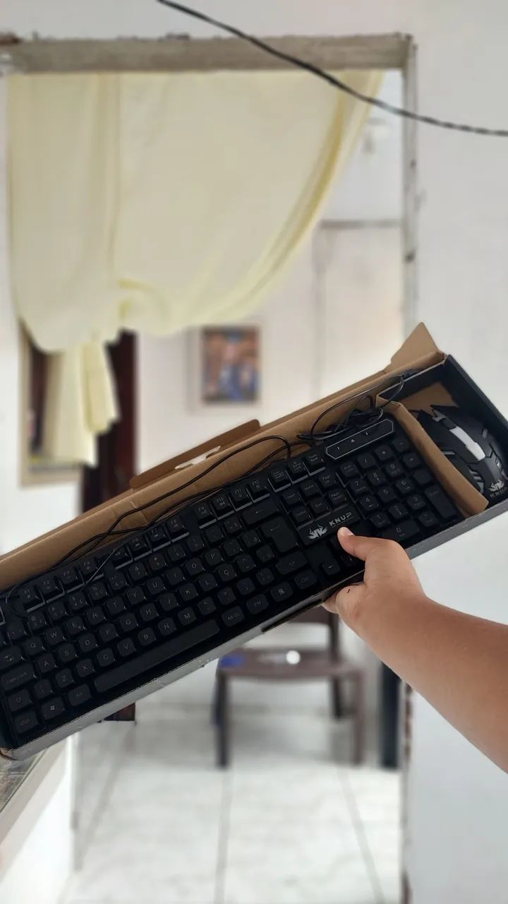 Kit Teclado e Mouse Gamer KNUP RGB - Foto 2