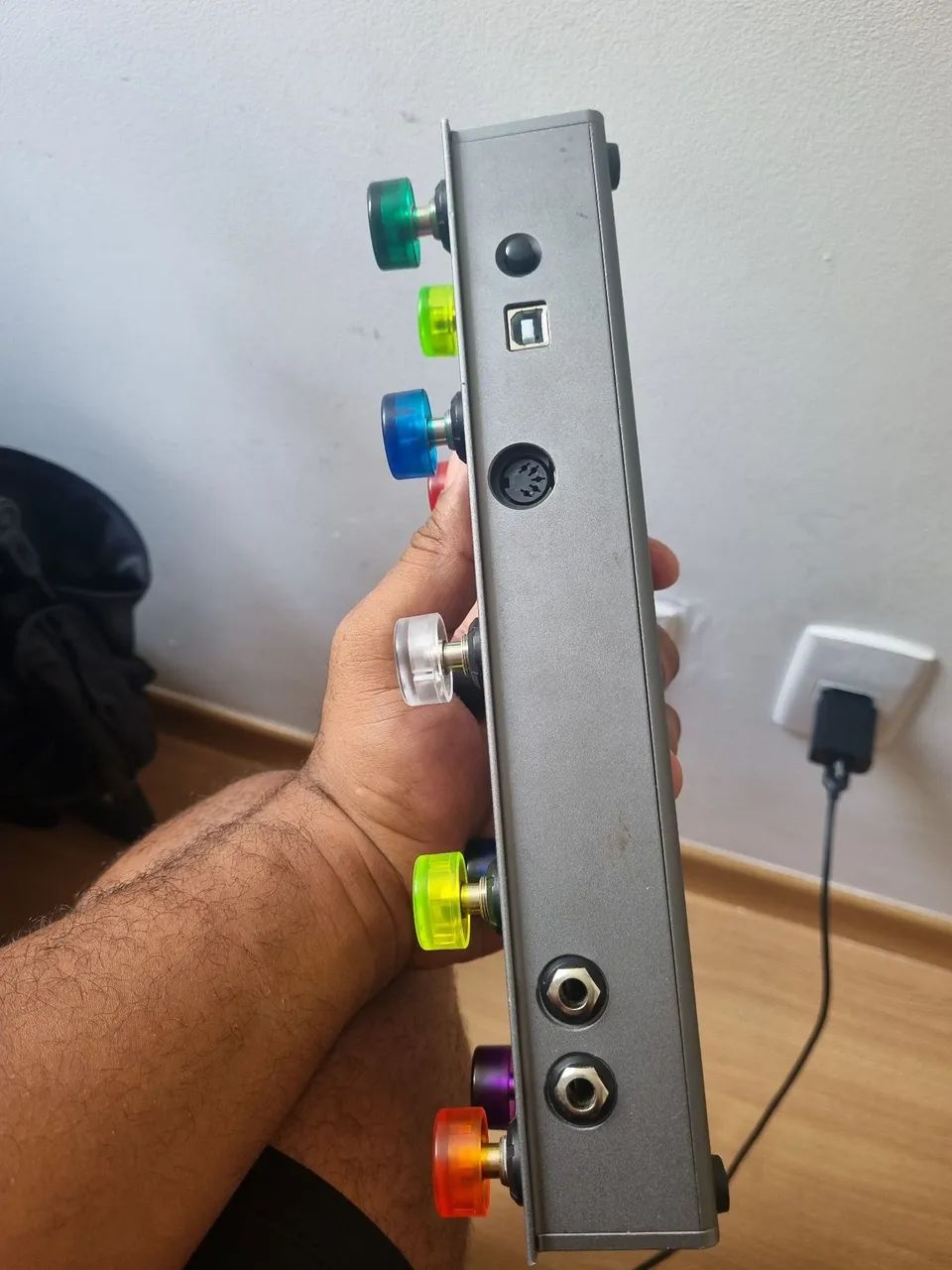 MeloAudio MIDI Commander コントローラ Amazon.co.jp: MeloAudio MIDI Commander MIDI Controller, Electric