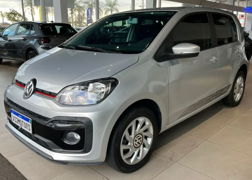 Volkswagen UP 1.0 170 TSI TOTAL FLEX CONNECT 4P MANUAL.