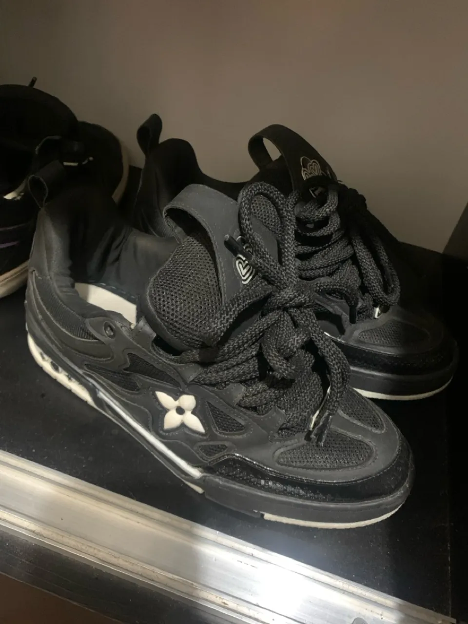 Lv skate pouco usado