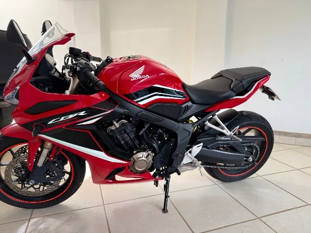 HONDA CBR 650R 2022 - APENAS 2.300 KM RODADOS!
