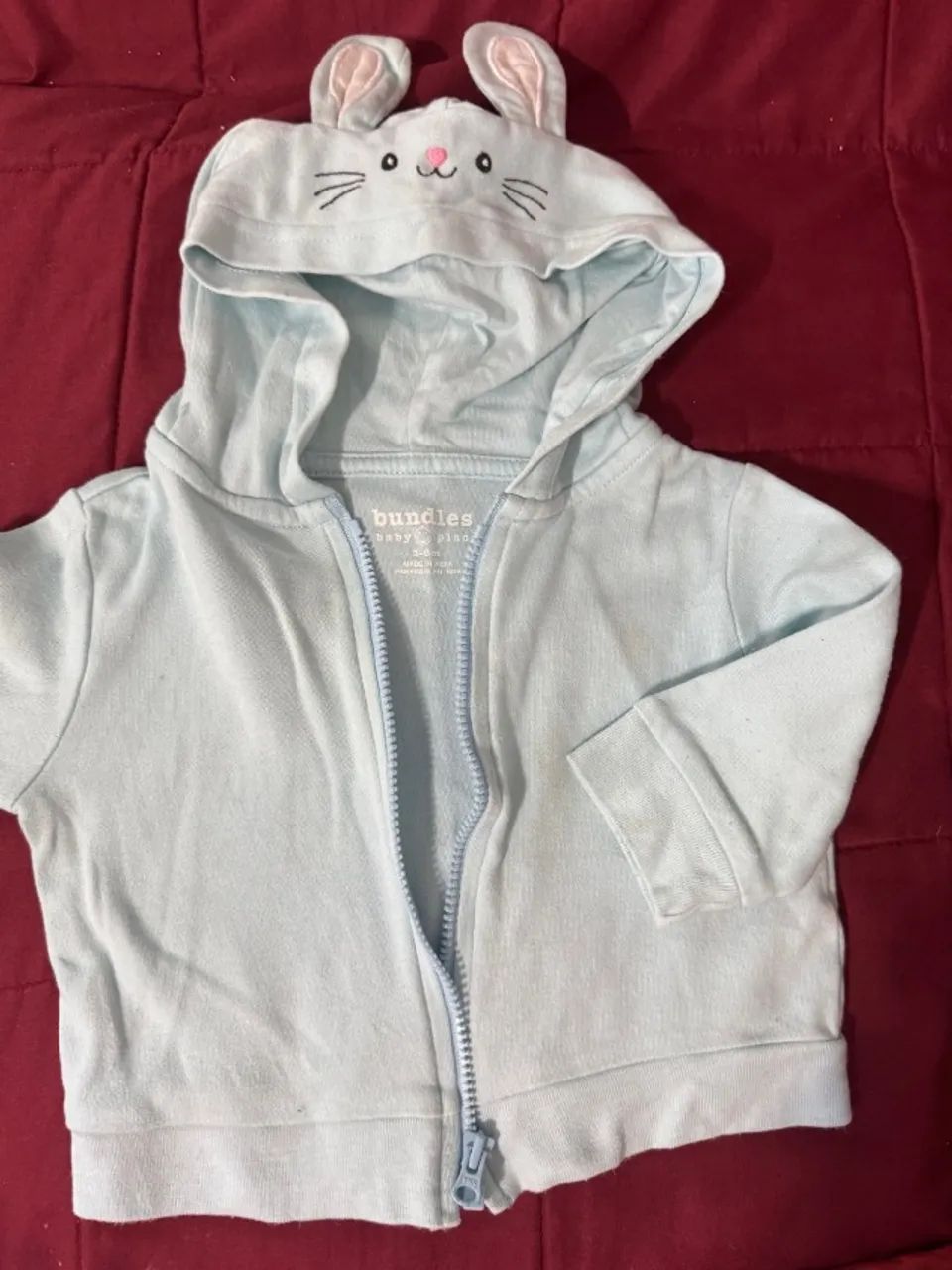 blusa com capuz tema colhinho tamanho 3 a 6 meses importado  - Foto 4