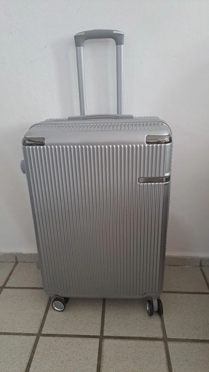 Conjunto de Malas de Viagem Prateadas - Elegância e Praticidade - Foto 2