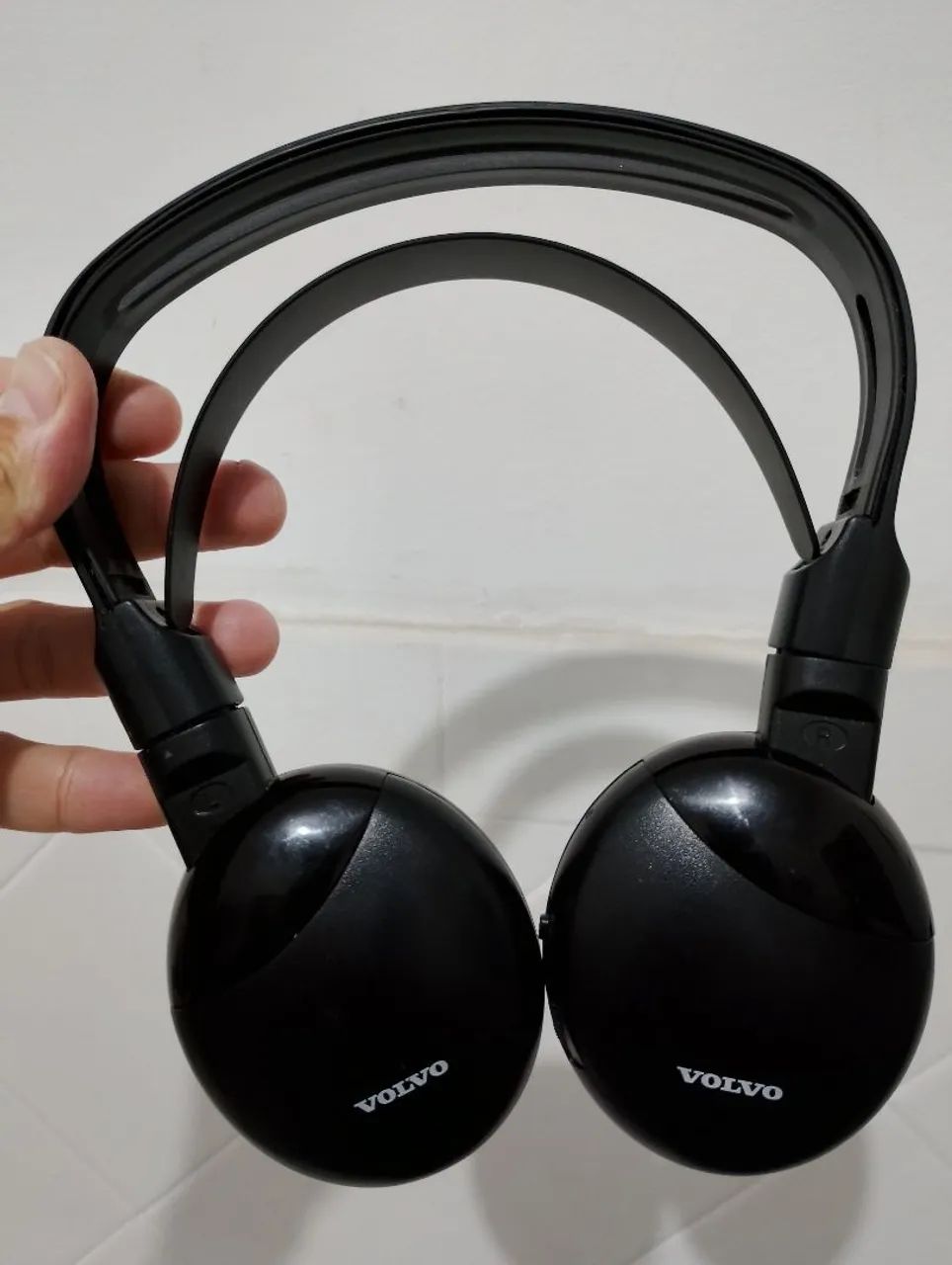 Fone de ouvido Volvo 