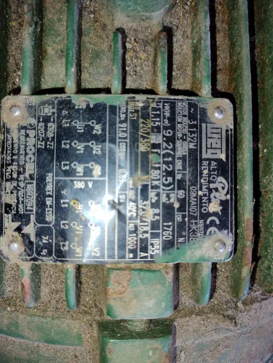 Vendo motor de 12.5 CV 4 polos trifásico. - Foto 4