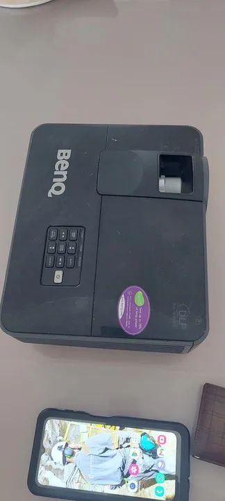 Projetor BenQ - Troco em Iphone
