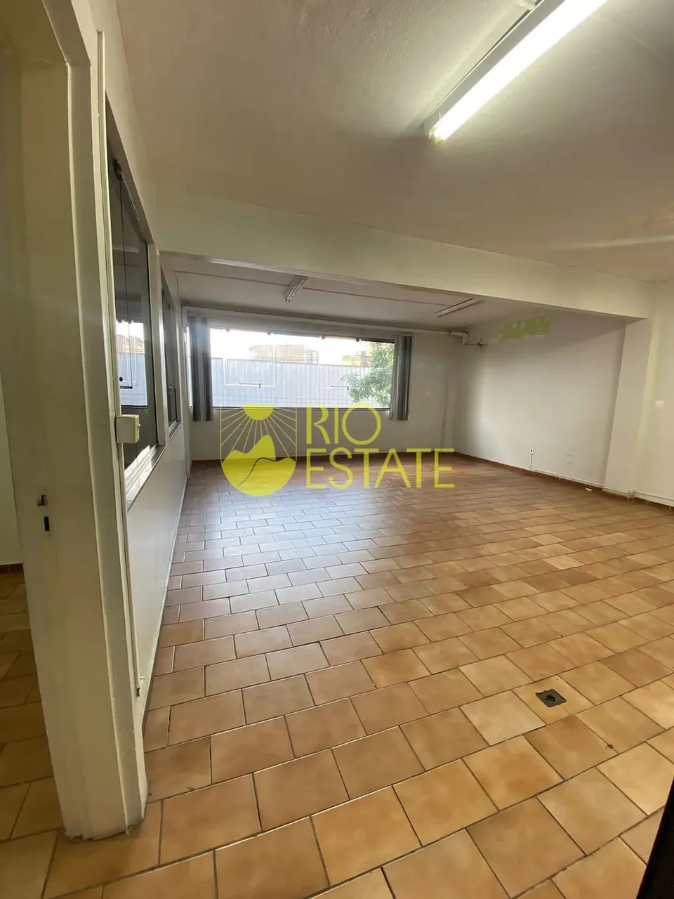 Sala espaçosa para locação, 259m2, Aterrado - Volta Redonda, RJ