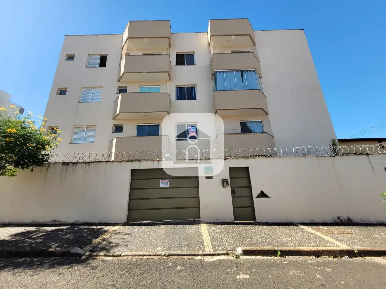 Apartamento para locação no bairro Santa Mônica