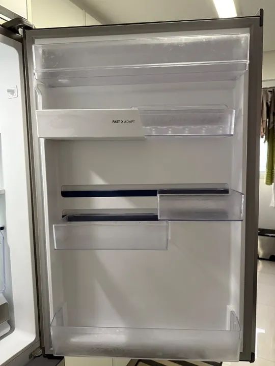 Geladeira Eletrolux Frost Free Inverter Technology 490L - Foto 2