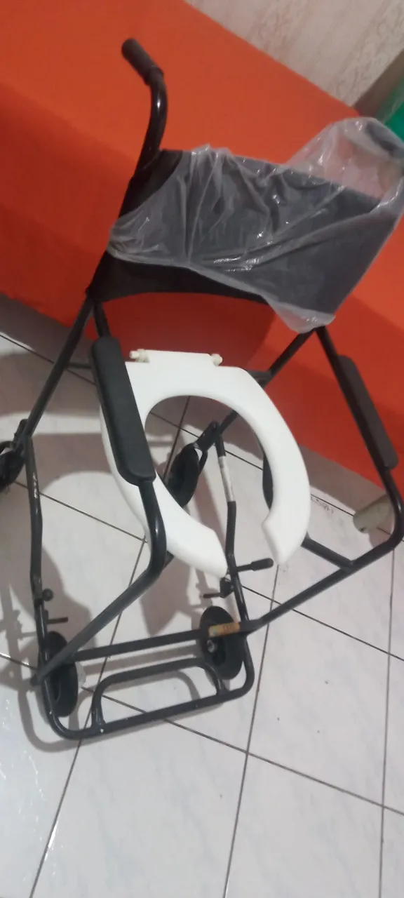 Cadeirinha de Banho para Idosos