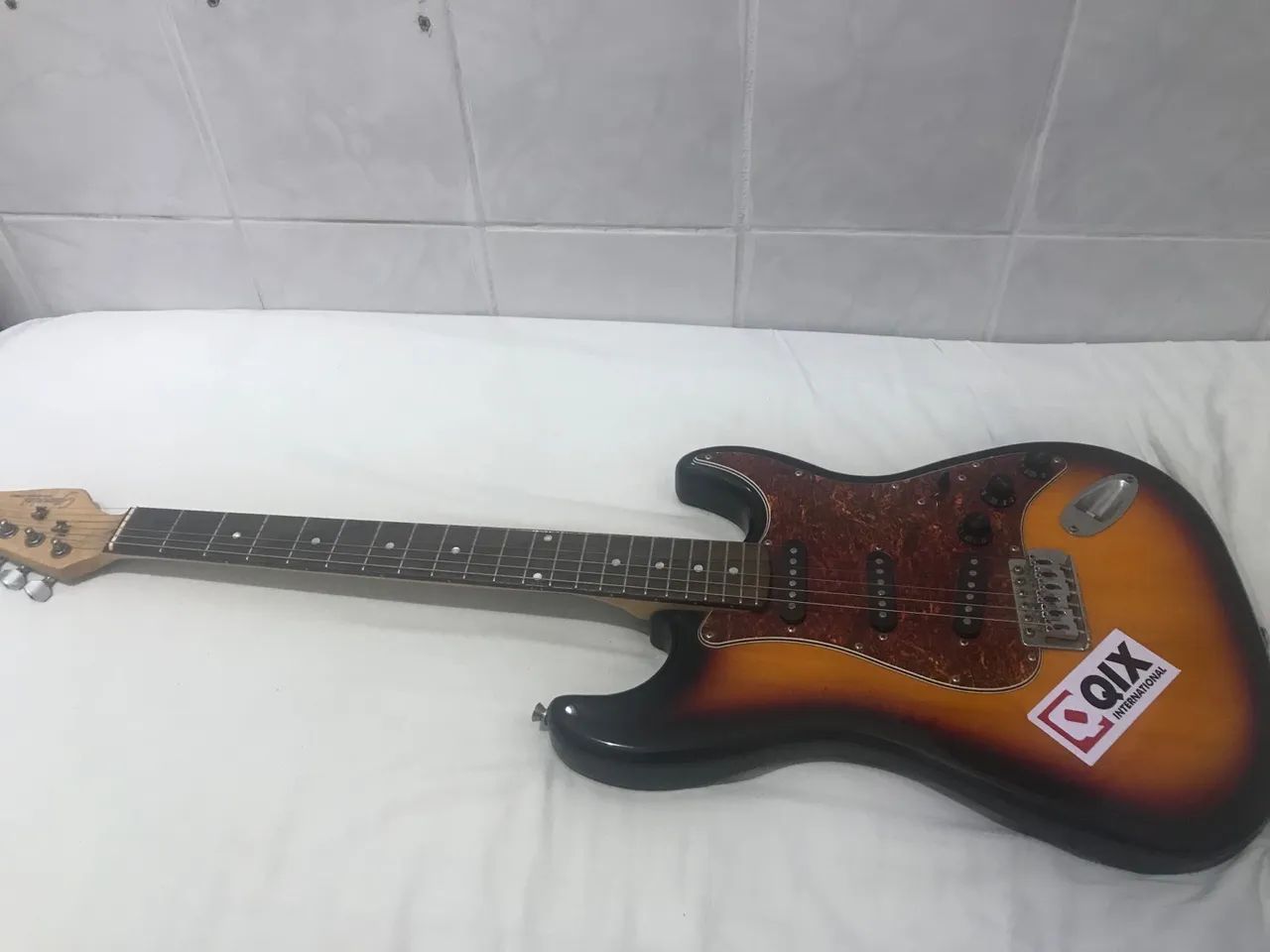 Troco por violão nylon elétrico  - Foto 2
