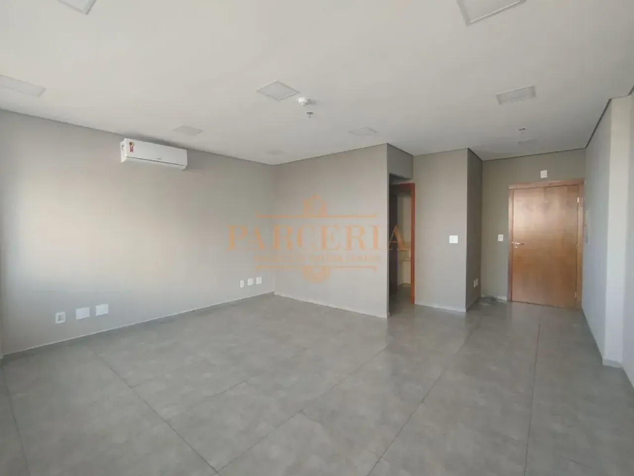 Sala Comercial para Alugar no Centro de Araçatuba - Excelente Localização!